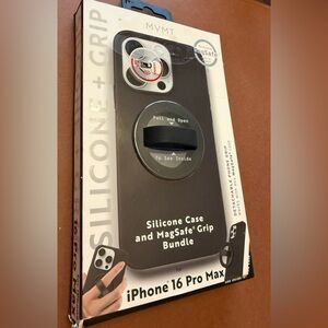 MVMT Silicone Case with MagSafe Grip - Black